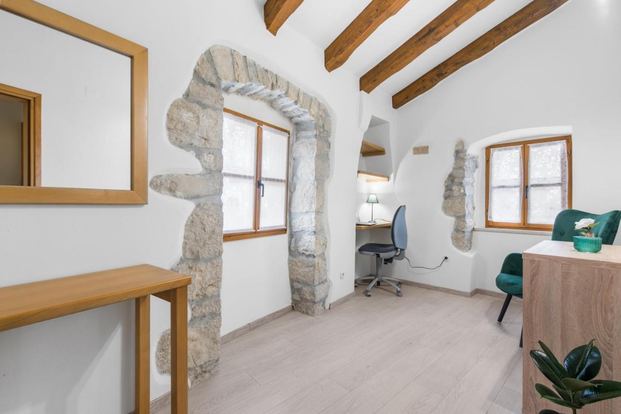 Picturesque Apartment San Rocco 1 Pićan Екстериор снимка